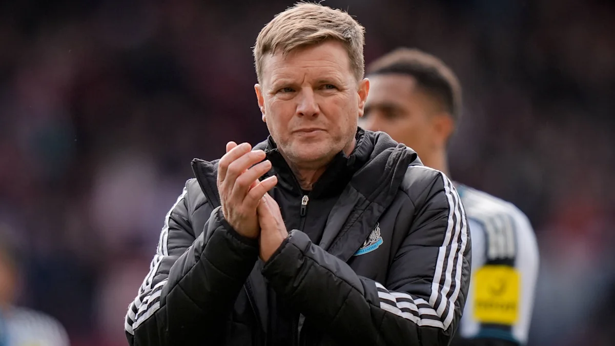 Eddie Howe demands control amid Manchester United interest